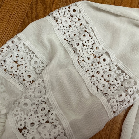 Women’s White Lace Detail Top - Picture 4 of 4